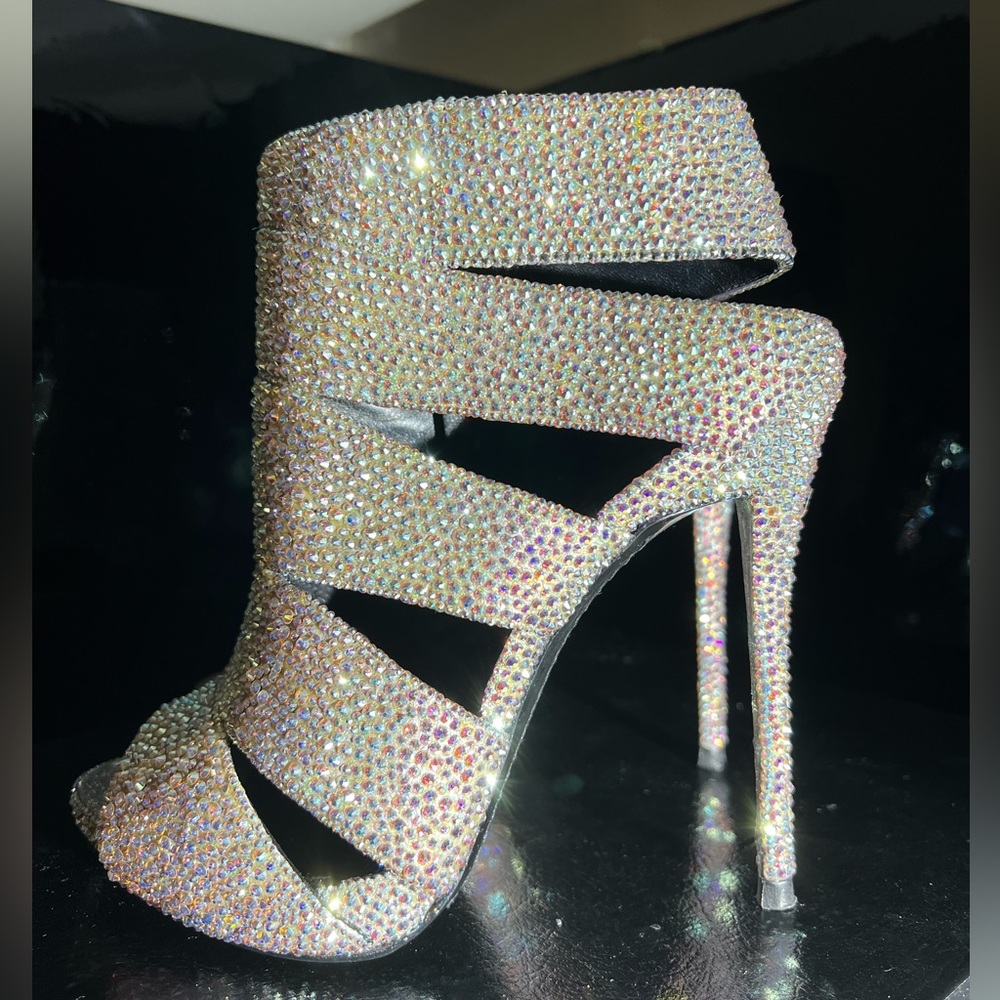 Giuseppe Zanotti Silver Swarovski Strass Crystal Shoes Booties 36.5 Gorgeous! - Picture 3 of 12